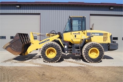 Cargadoras Sobre Ruedas Komatsu WA200