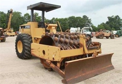 Compactadora Vibratoria Caterpillar CP-563C