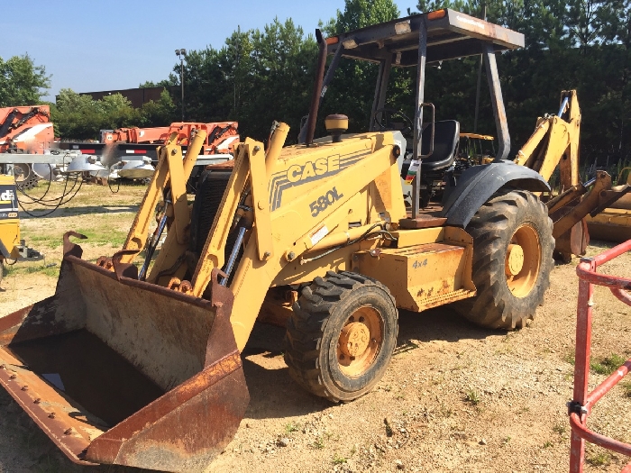 Backhoe Loaders Case 580L