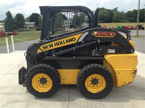 Minicargadores New Holland L220