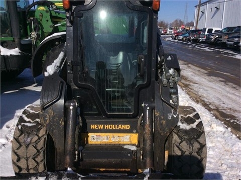 Minicargadores New Holland L230