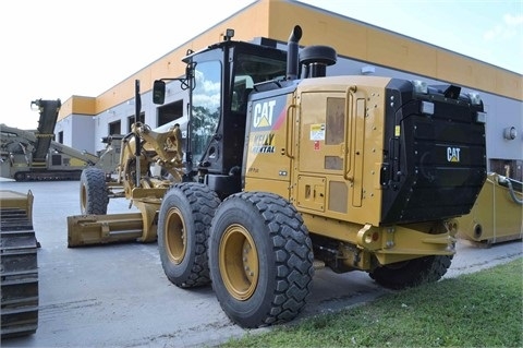 Motoconformadoras Caterpillar 12M