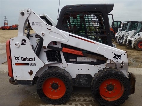 Minicargadores Bobcat S590