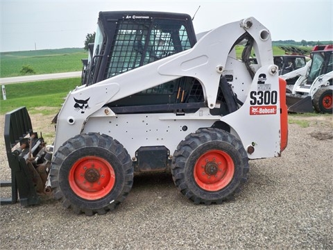 Minicargadores Bobcat S300