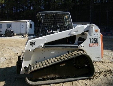 Minicargadores Bobcat T250