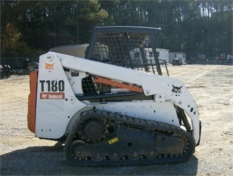 Minicargadores Bobcat T180