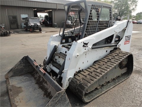 Minicargadores Bobcat T250 seminueva en venta Ref.: 1440452288605960 No. 3