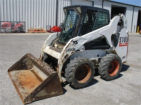 Minicargadores Bobcat S185