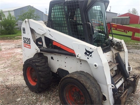 Minicargadores Bobcat S220