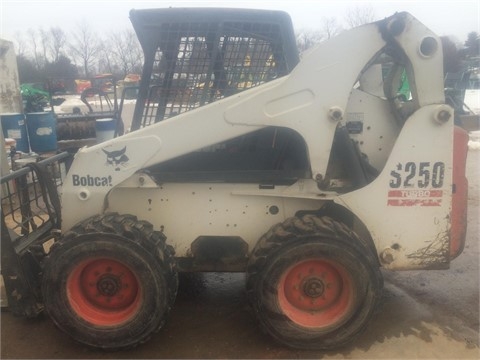 Minicargadores Bobcat S250