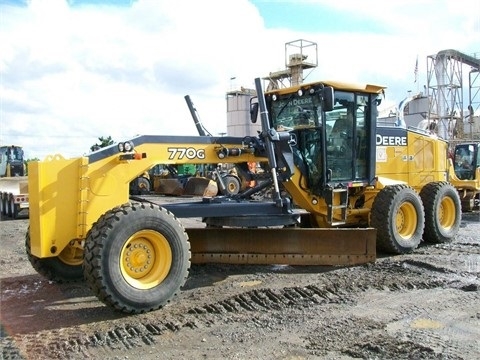 Motoconformadoras Deere 770G