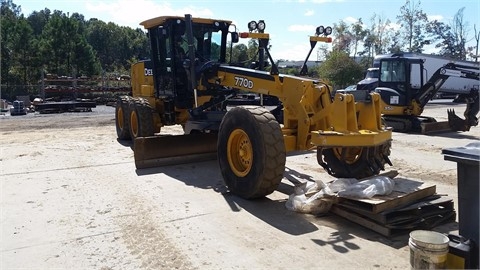 Motoconformadoras Deere 770D