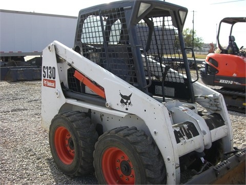 Minicargadores Bobcat S-130