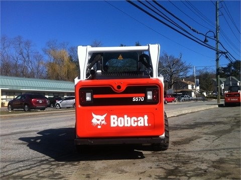 Minicargadores Bobcat S570 usada Ref.: 1441134882306077 No. 2