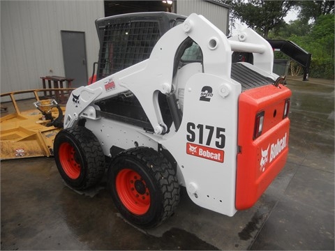 Minicargadores Bobcat S175 de segunda mano Ref.: 1441653844836973 No. 4