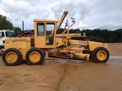 Motoconformadoras Deere 570A