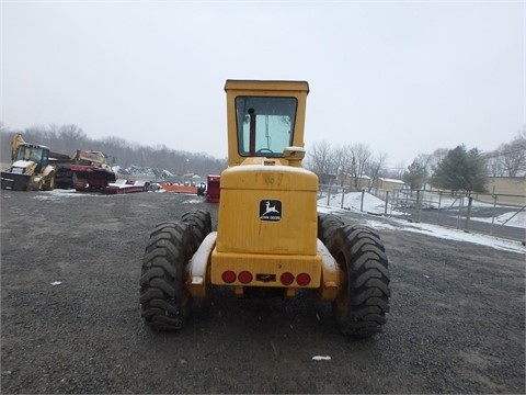 Motoconformadoras Deere 570A de segunda mano en venta Ref.: 1441756876910366 No. 3