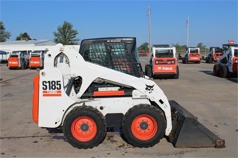 Minicargadores Bobcat S185