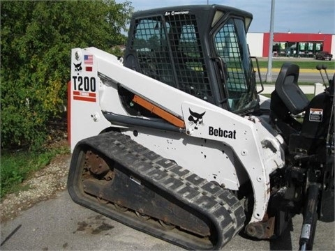 Minicargadores Bobcat T200