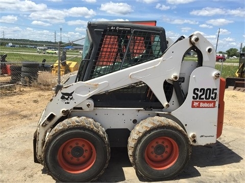 Minicargadores Bobcat S205