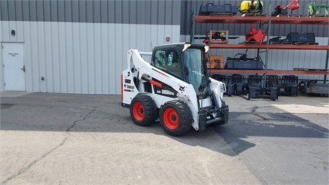 Minicargadores Bobcat S590