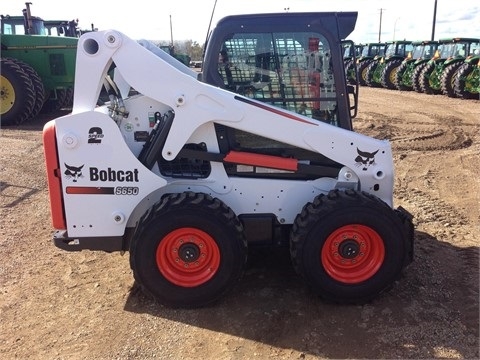 Minicargadores Bobcat S650