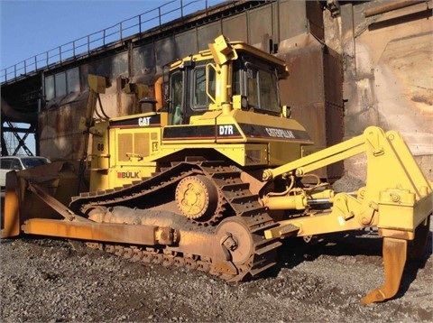Tractores Sobre Orugas Caterpillar D7R de medio uso en venta Ref.: 1444931074859881 No. 4