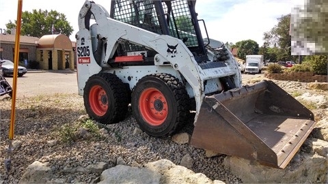 Minicargadores Bobcat S205