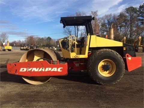 Compactadora Vibratoria Dynapac CA250D