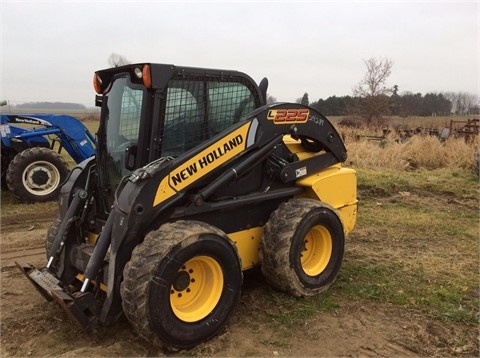 Minicargadores New Holland L225