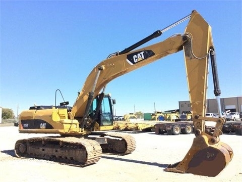 Excavadoras Hidraulicas Caterpillar 325DL seminueva en perfecto e Ref.: 1450737368806850 No. 2