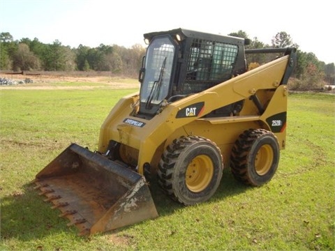 Minicargadores Caterpillar 252B