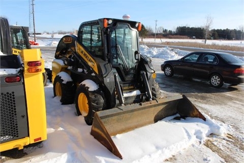 Minicargadores New Holland L223 importada en buenas condiciones Ref.: 1452130828876108 No. 3