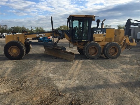 Motoconformadoras Deere 672D