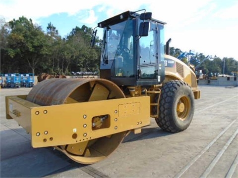 Compactadora Vibratoria Caterpillar CS66