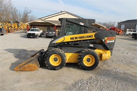 Minicargadores New Holland L185