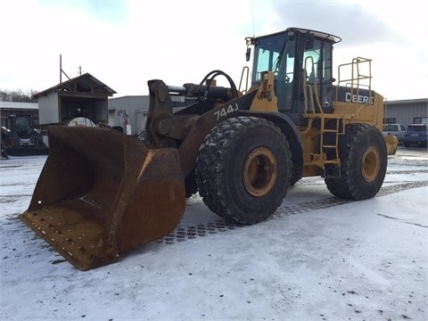 Cargadoras Sobre Ruedas Deere 744J