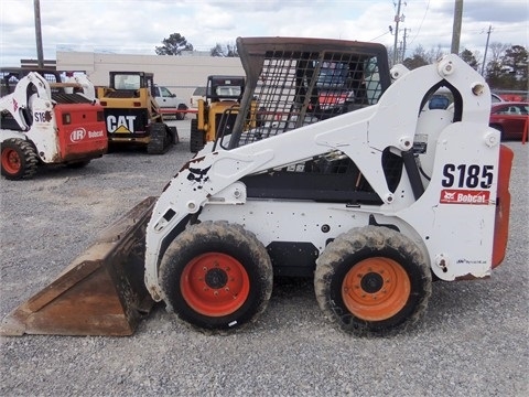 Minicargadores Bobcat S185