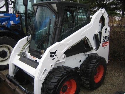 Minicargadores Bobcat S205