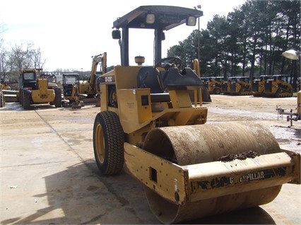 Compactadora Vibratoria Caterpillar CS-323 C de bajo costo Ref.: 1460422626200410 No. 4