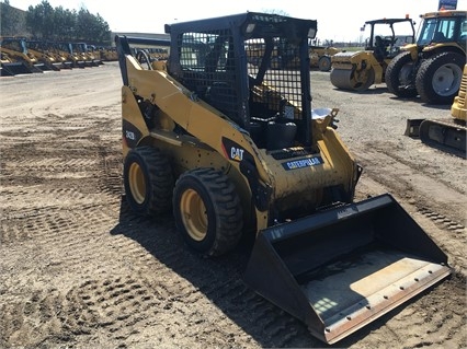 Minicargadores Caterpillar 242B de segunda mano a la venta Ref.: 1460566767431209 No. 4