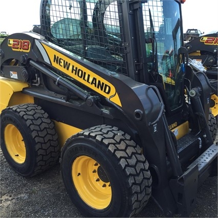 Minicargadores New Holland L218