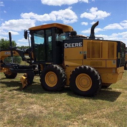 Motoconformadoras Deere 670G de bajo costo Ref.: 1461177227547878 No. 2