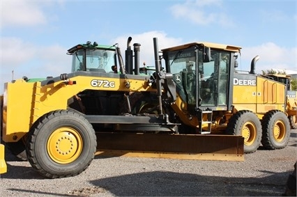 Motoconformadoras Deere 672G