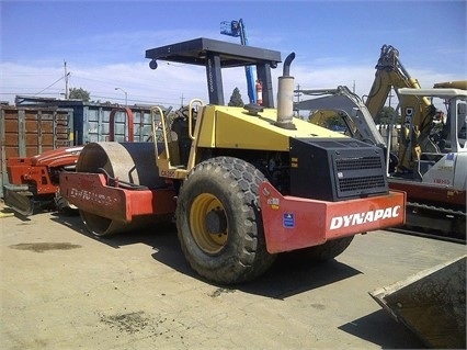 Compactadora Vibratoria Dynapac CA250D