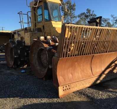 Soil Compactors Caterpillar 826C