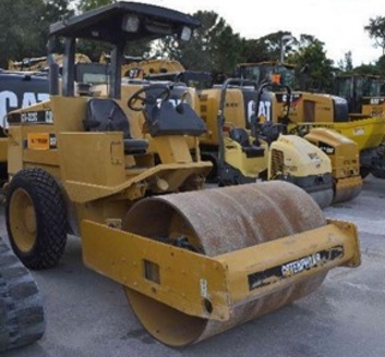 Compactadora Vibratoria Caterpillar CS-323 C