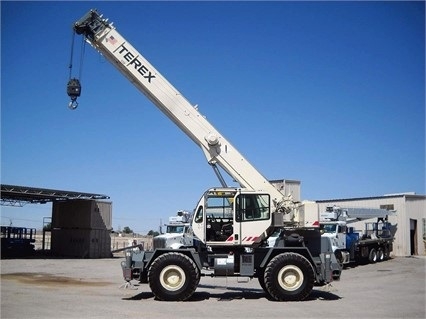 Gruas Terex RT230