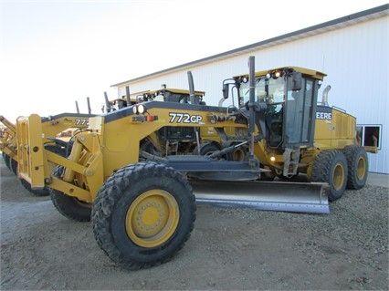 Motoconformadoras Deere 772GP