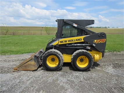 Minicargadores New Holland L175